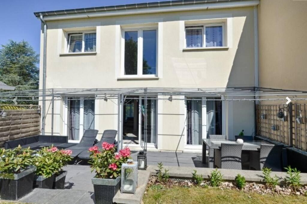 Maison 120 M² A Vigy Zewnętrze zdjęcie